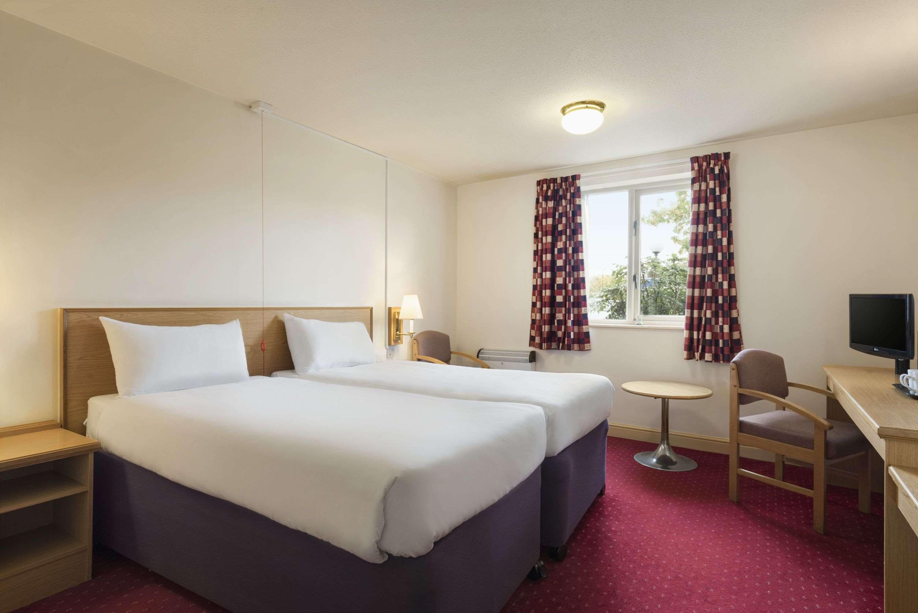 Strensham Days Inn Tewkesbury מראה חיצוני תמונה
