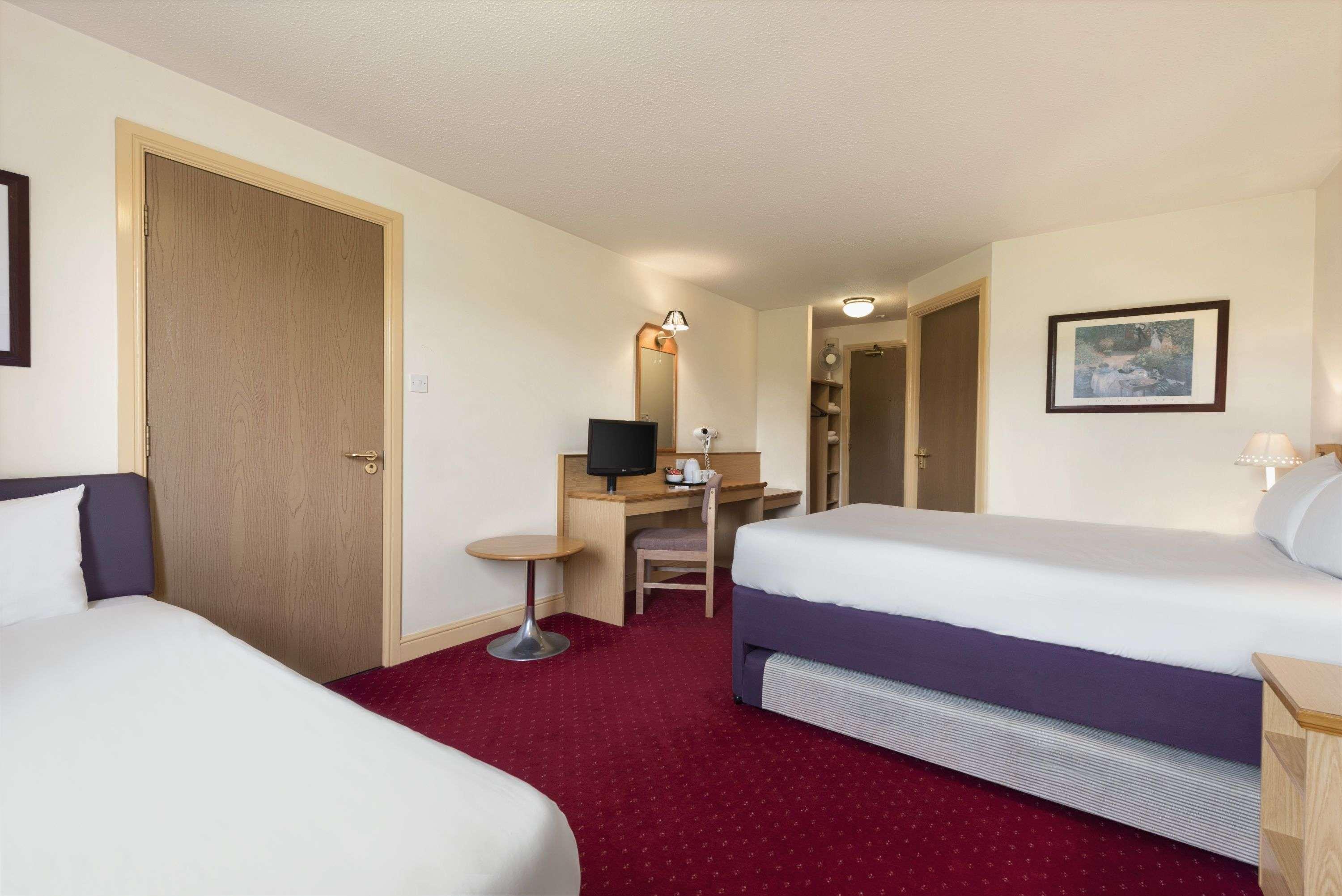 Strensham Days Inn Tewkesbury מראה חיצוני תמונה
