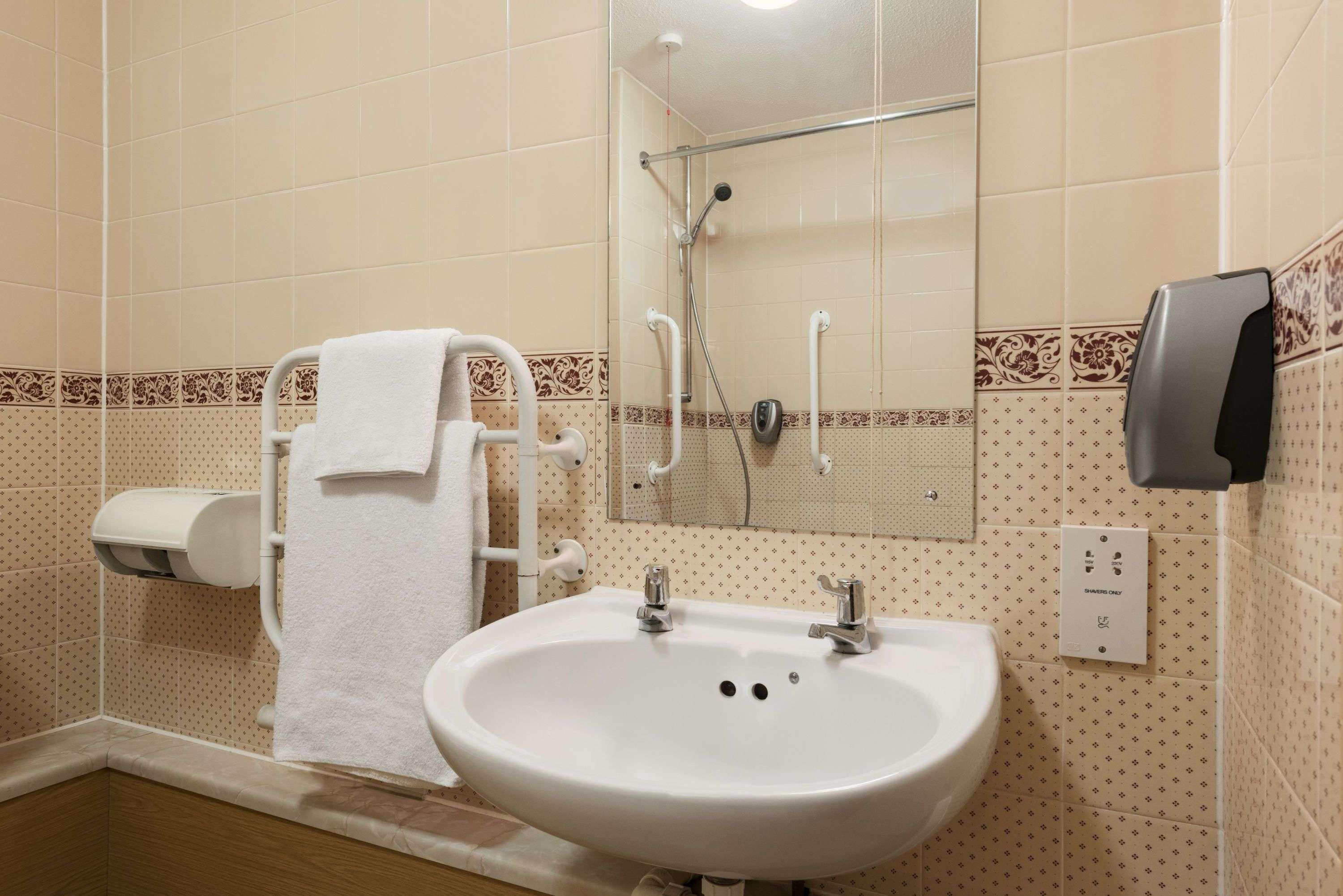 Strensham Days Inn Tewkesbury מראה חיצוני תמונה