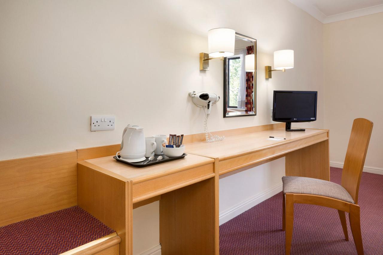 Strensham Days Inn Tewkesbury מראה חיצוני תמונה